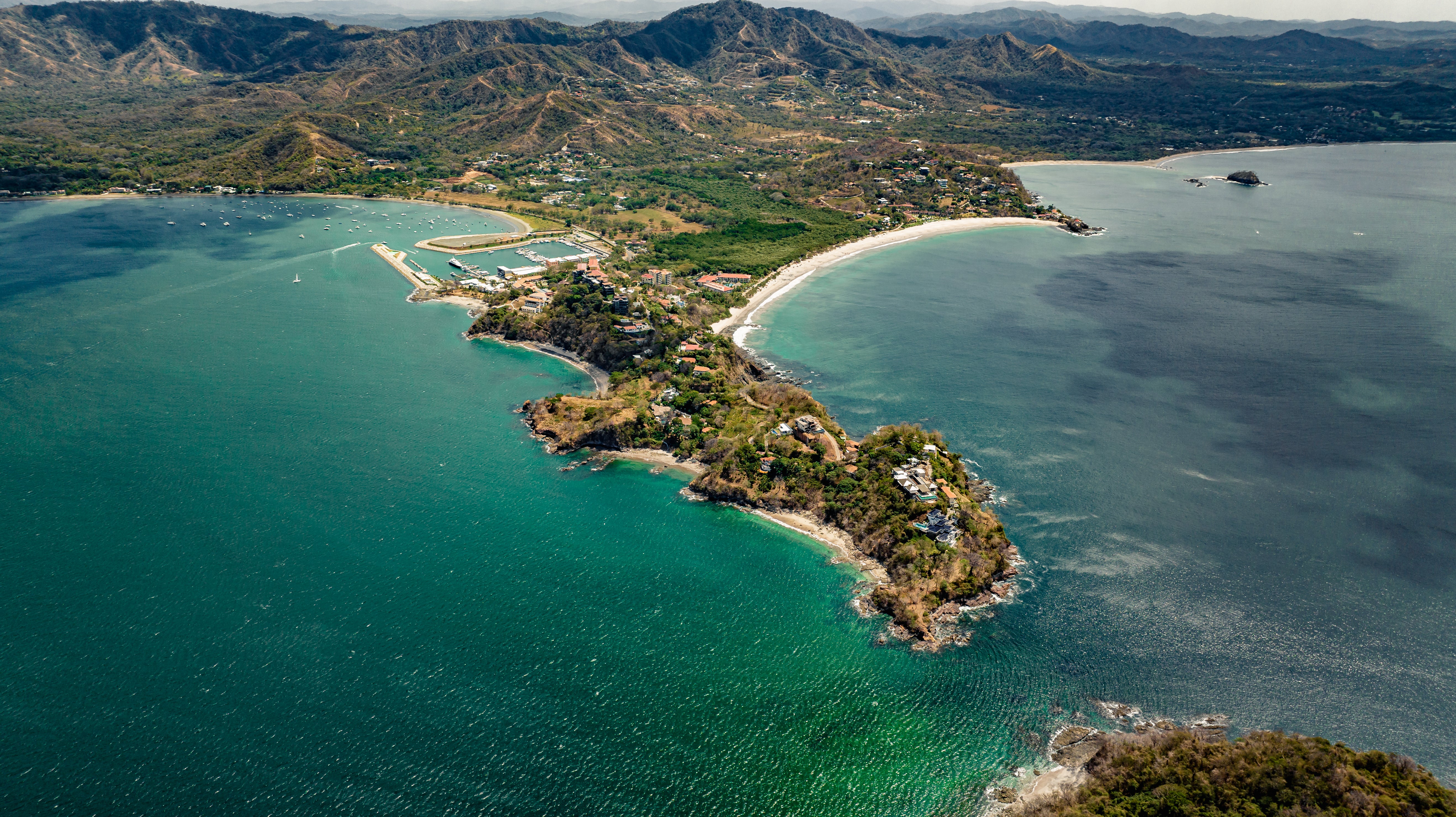 -UnCruise Adventures 