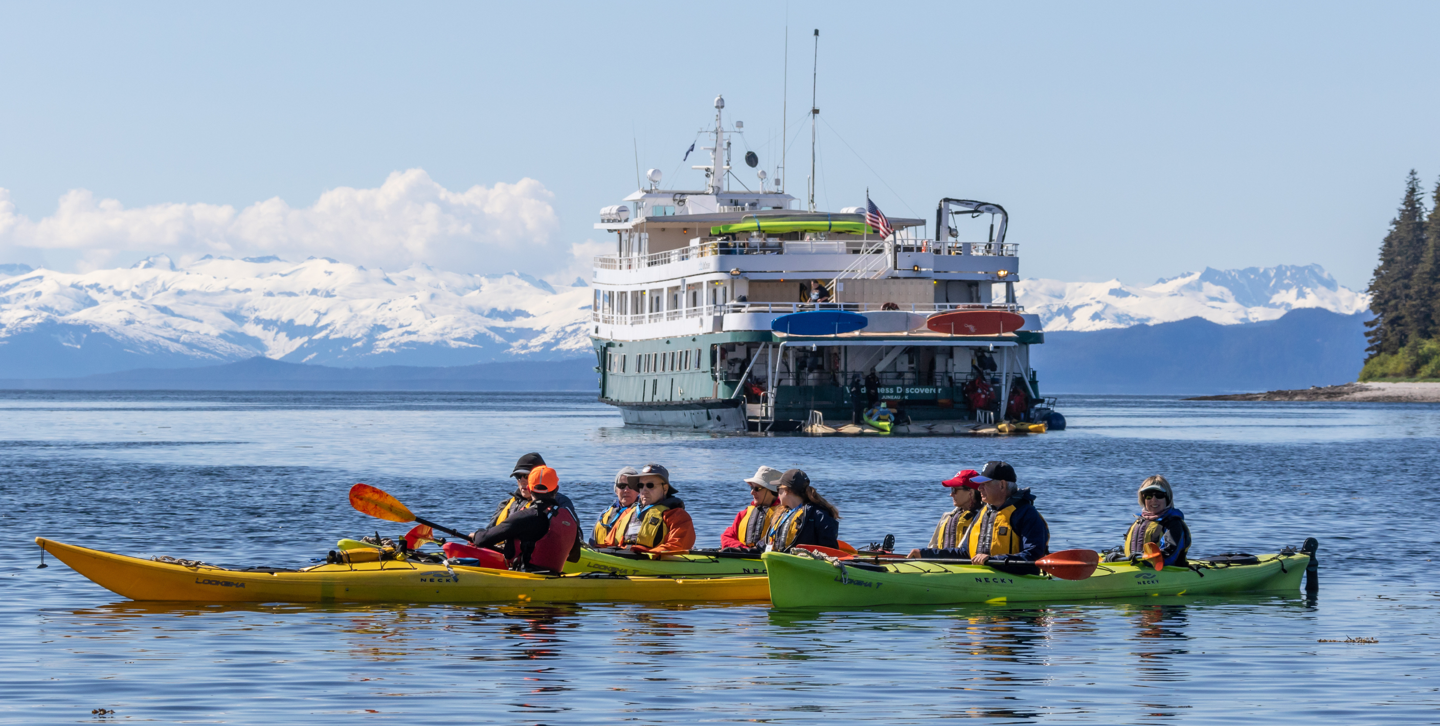 Glacier Bay Adventure Cruise with 2 Days in Glacier Bay